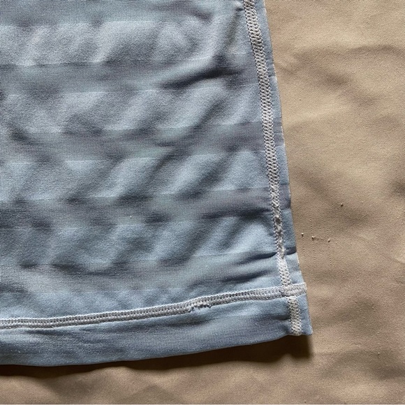 Lululemon / Tank Top - Picture 5 of 9